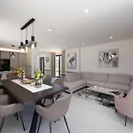Perla פורץ